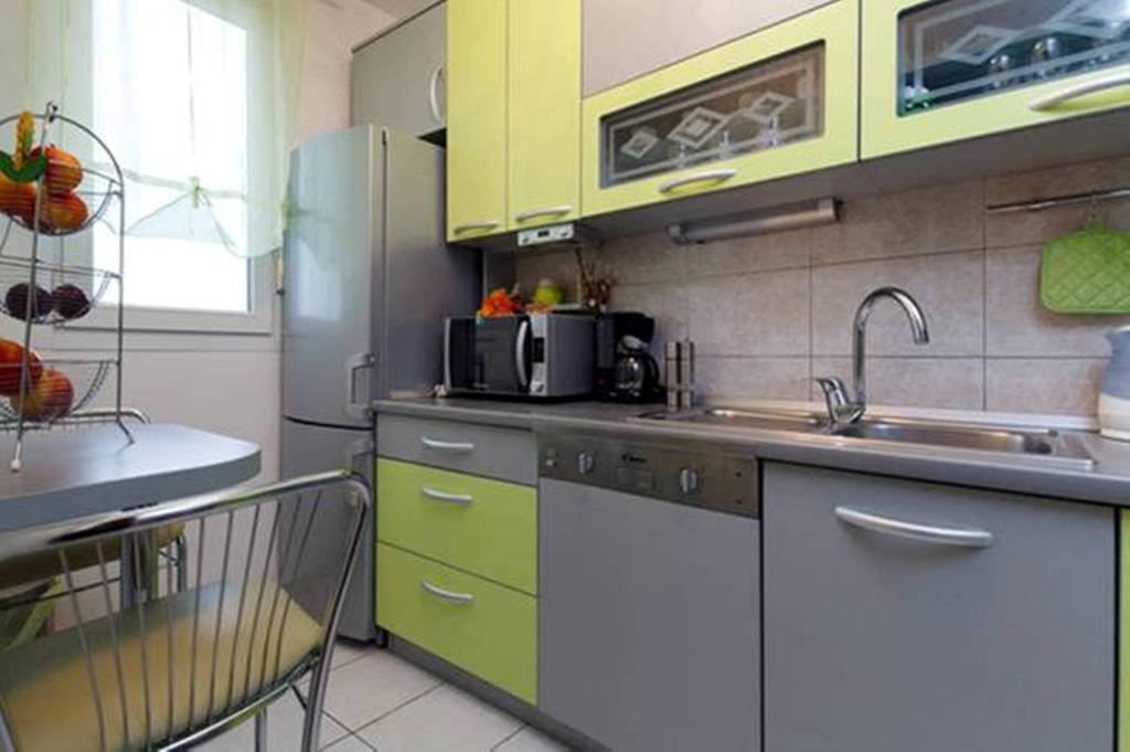 Luxurious Apartment Majda, 2 Bathrooms And Free Parking Split Exterior photo
